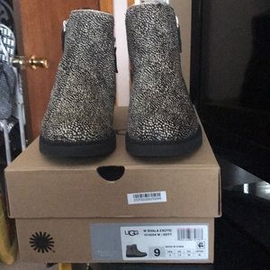 UGG Shoes - BRAND NEW Size 9 SHALA EXOTIC UGGS with shearling UGG Shoes - BRAND NEW Size 9 SHALA EXOTIC UGGS with shearling